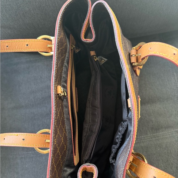 Rioni Brown and Tan Tote Bag - Picture 5 of 9